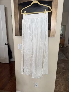 Women’s White Maxi Skirt with Elastic Waist